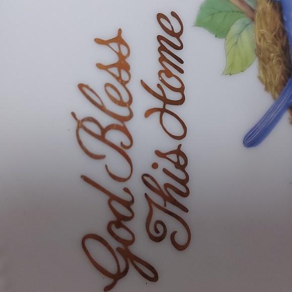 Fine chine decor plates - Picture 4 of 9